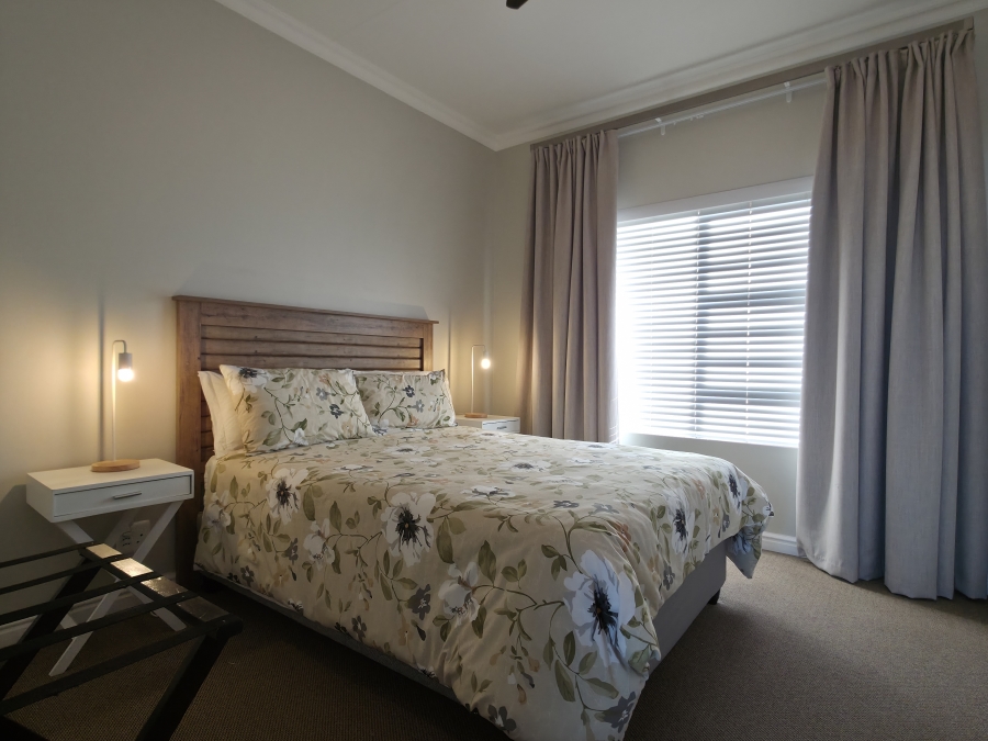 4 Bedroom Property for Sale in Wavecrest Eastern Cape